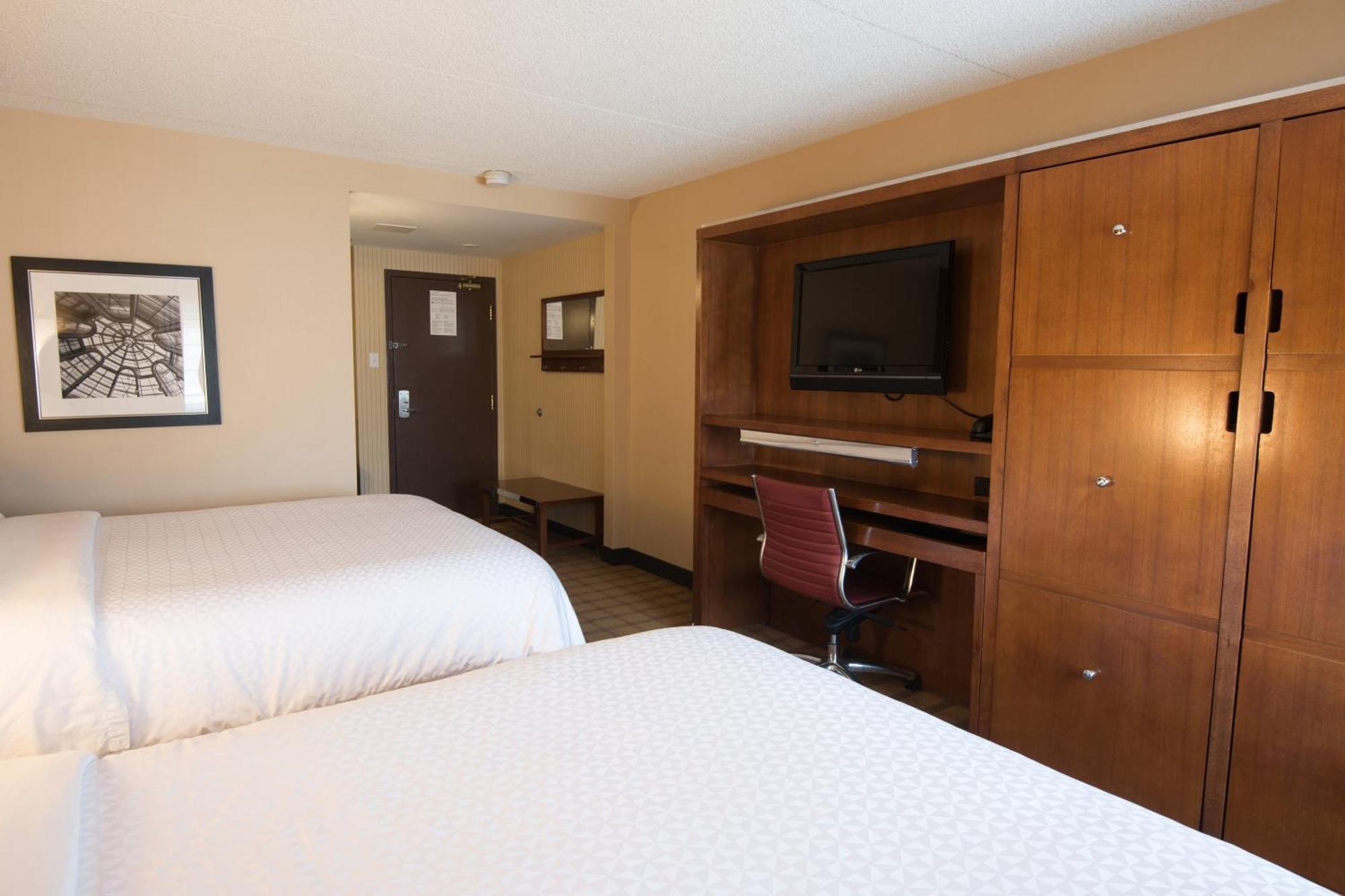 Four Points By Sheraton Winnipeg South Экстерьер фото