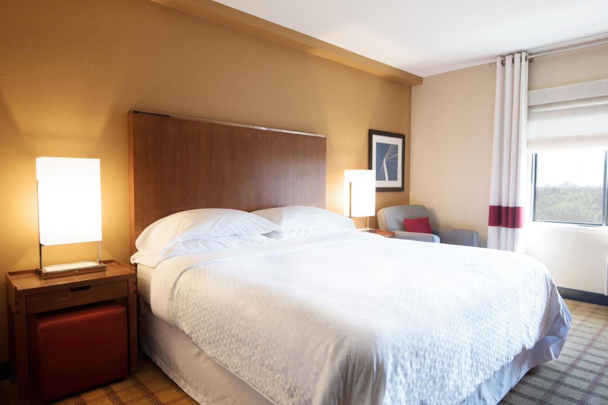 Four Points By Sheraton Winnipeg South Экстерьер фото