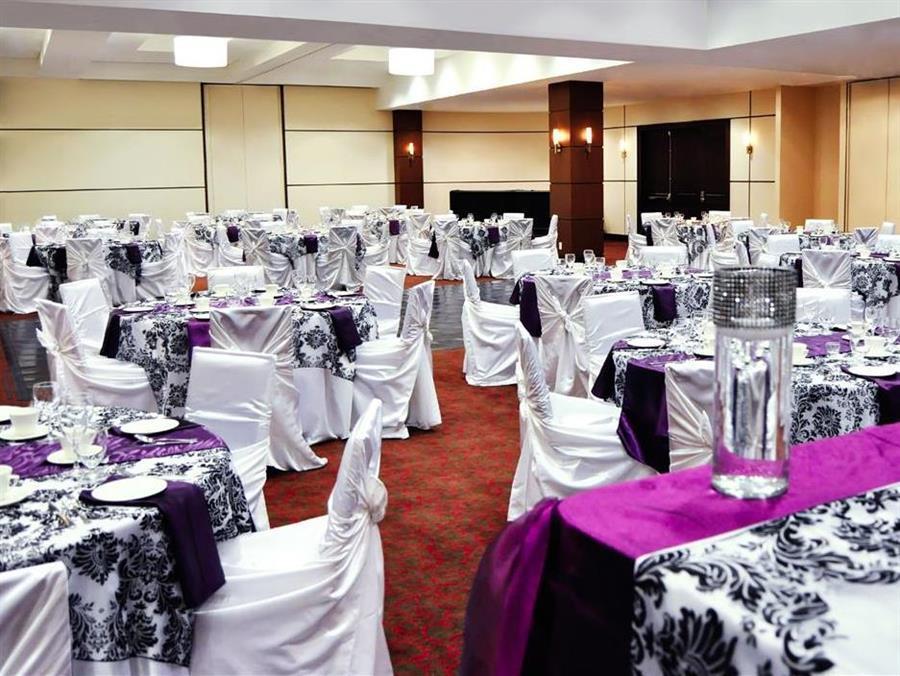 Four Points By Sheraton Winnipeg South Экстерьер фото